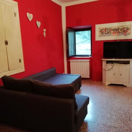 San Francesco E Il Lupo Apartamento Pontremoli Exterior foto